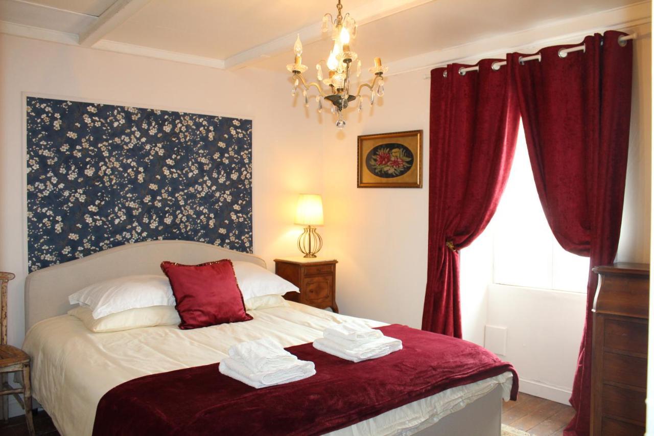 Villa Le Coin Caché Le Vigeant Esterno foto